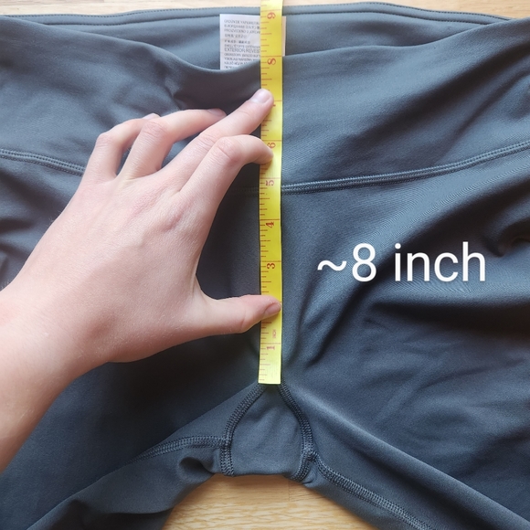 NWT Under Armour Capri - Picture 13 of 15